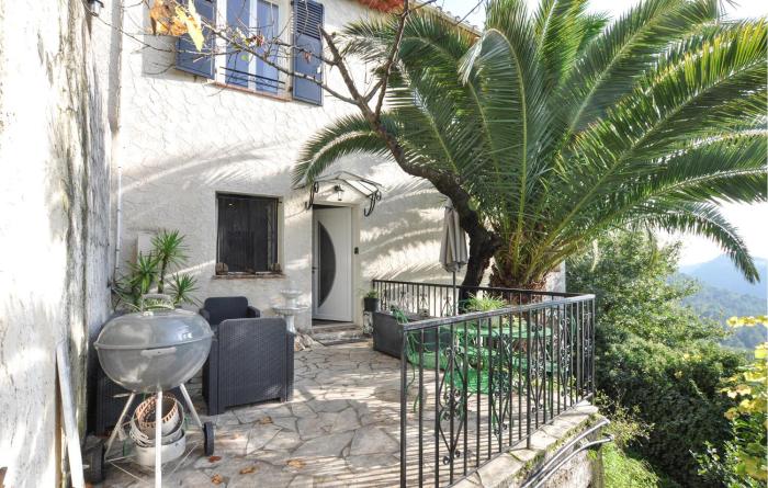 Stunning Apartment In Saint-Jeannet