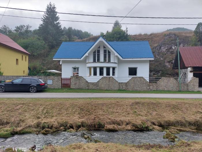 3izbový rodinný dom s krbom