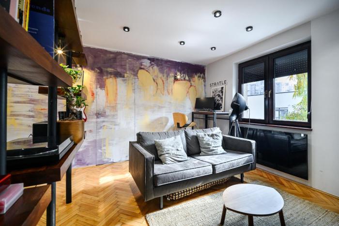 Cozy Central Flat in Cluj-Napoca with Home Cinema