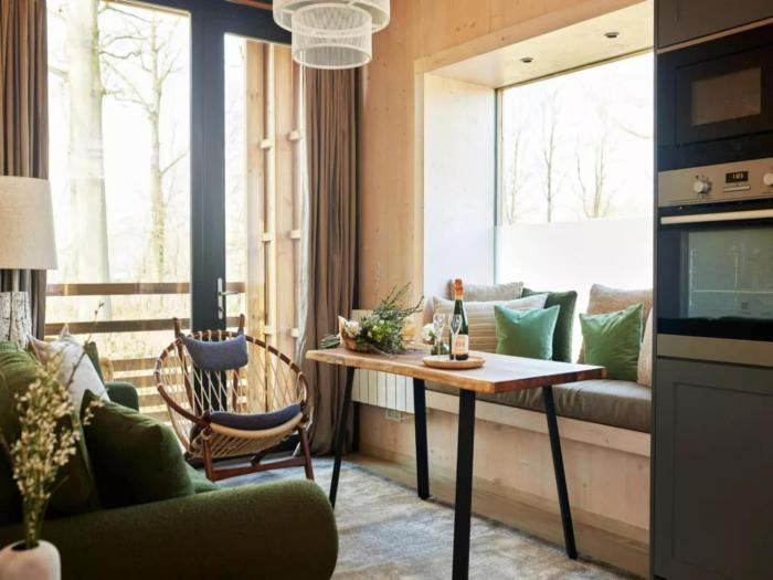 Cozy 1-Bedroom Cottage