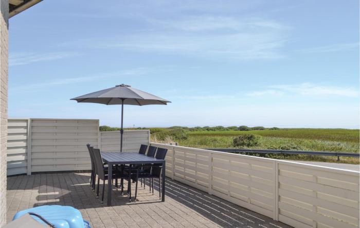 Two-Bedroom Apartment In Hvide Sande