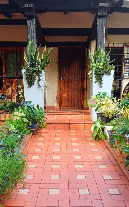 Habitación con baño privado en el corazón de Manga