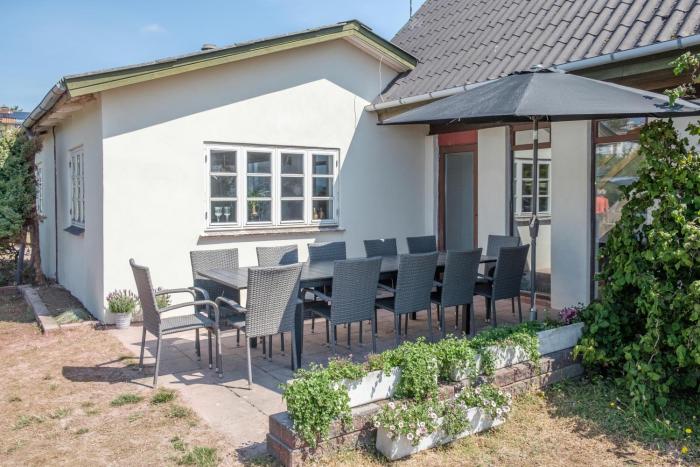 Beautiful Home In Knebel With 3 Bedrooms