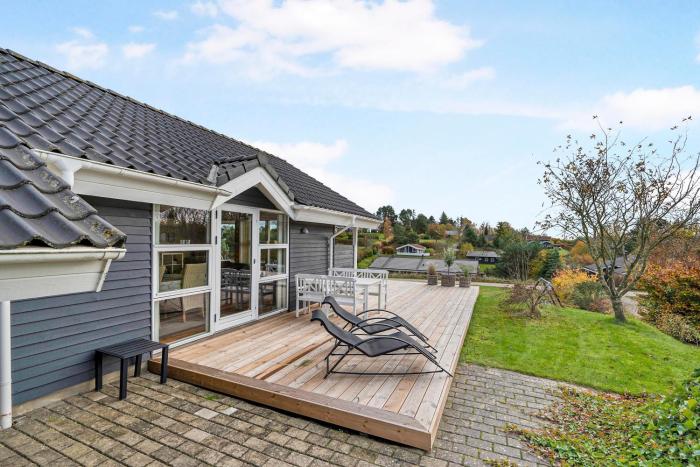 Nice Home In Ebeltoft With 2 Bedrooms And Internet