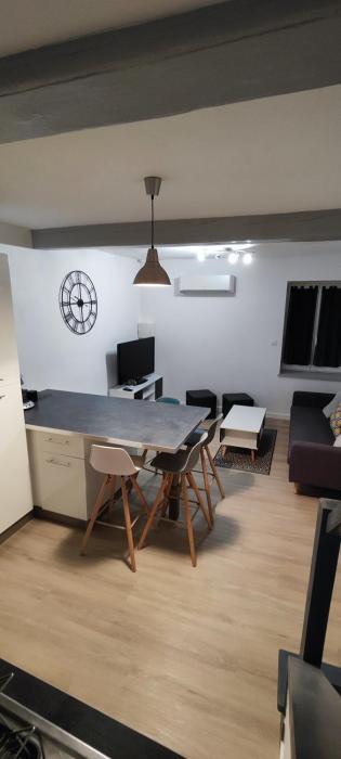 Duplex 2 chambres Meximieux centre ville