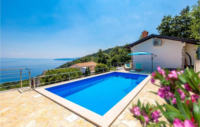 1 Bedroom Amazing Home In Lovran