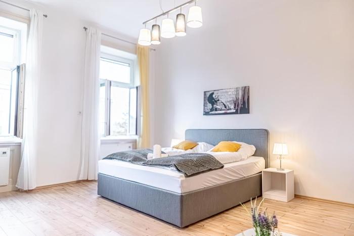 Attractive 2BR Apt Near AKH Ideal for short & Longstays