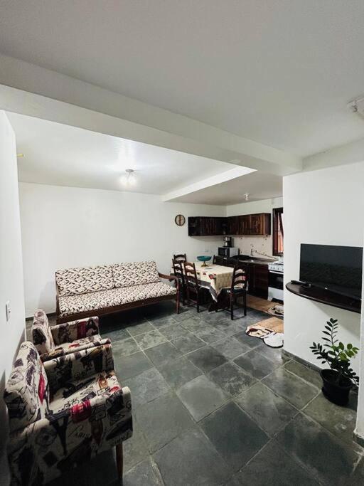 Casa pé na areia praia Garopaba