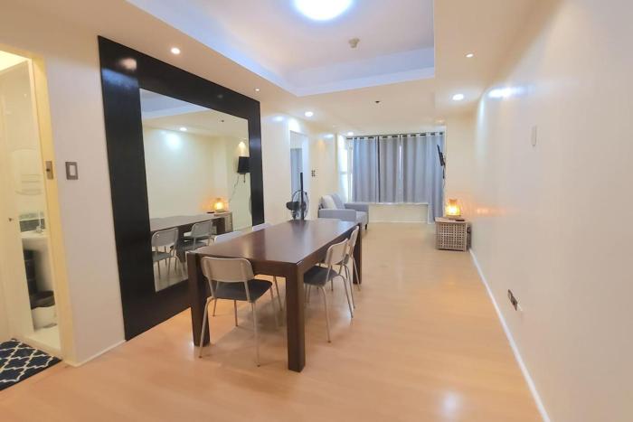 Alpha Grandview Malate Condo 2004