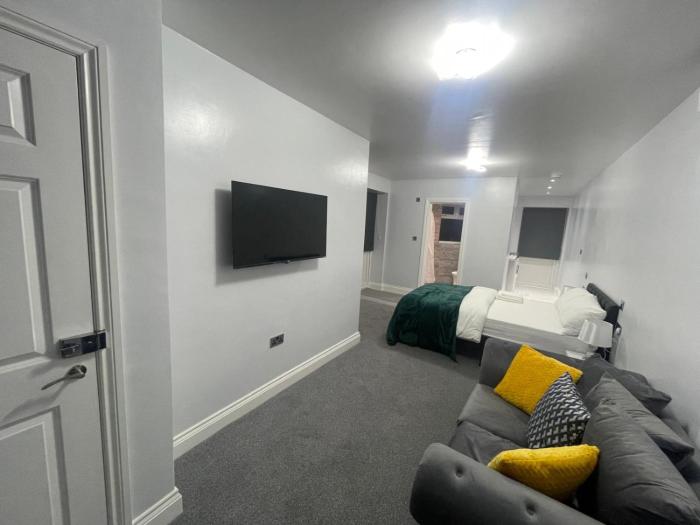 Premium studio flat rental