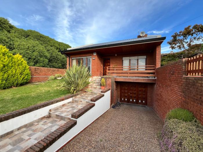 CHALET CERCA DEL VIVERO y DEL MAR