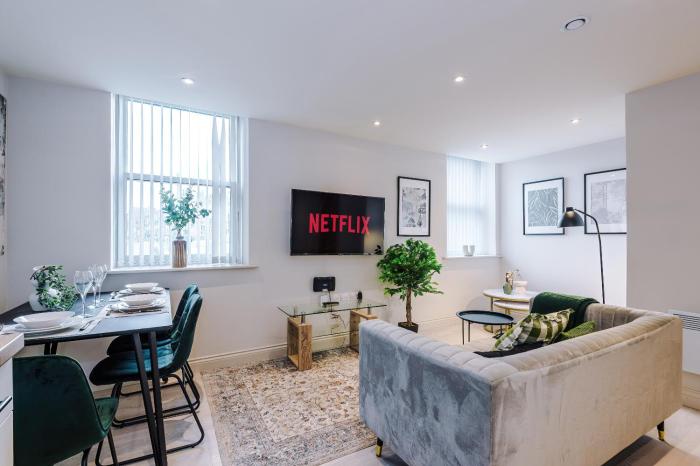 King Bed Premium Central Apart