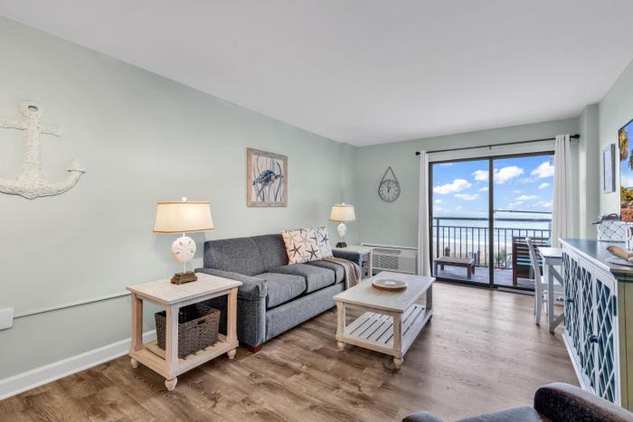 Bluewater Resort 207