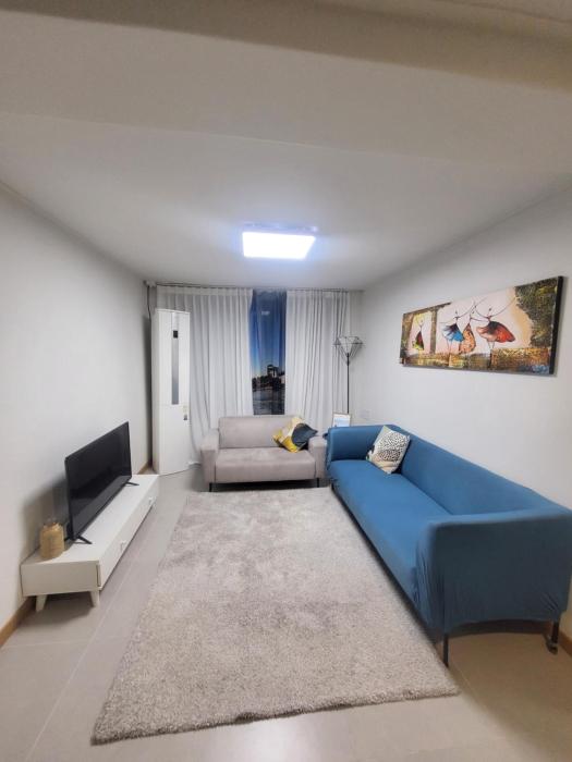 Spacious Newly Renovated Home #13