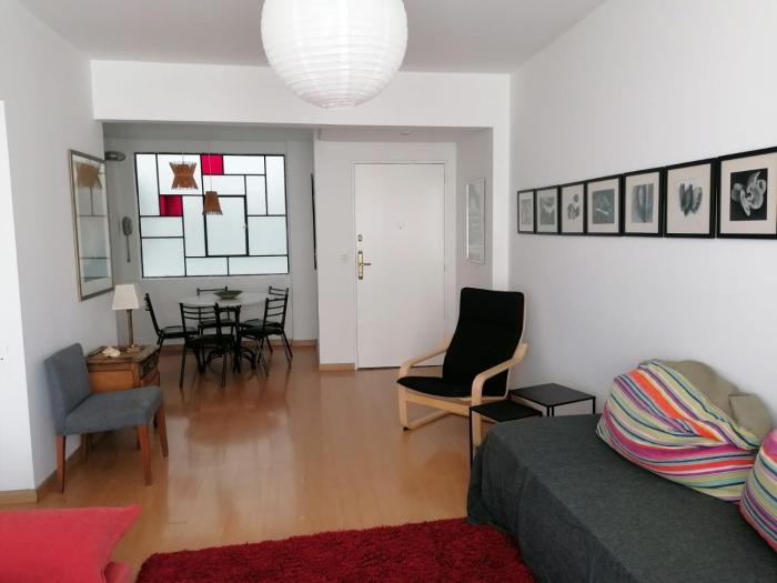 Acogedor, amplio, muy bien ubicado, 3 dormitorios