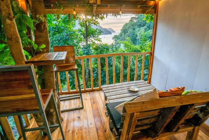 Bayview Apartment with Balcony