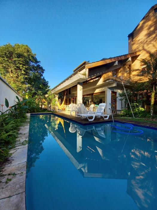 Suíte no Condomínio Itamambuca - Muito Perto da Praia !!!