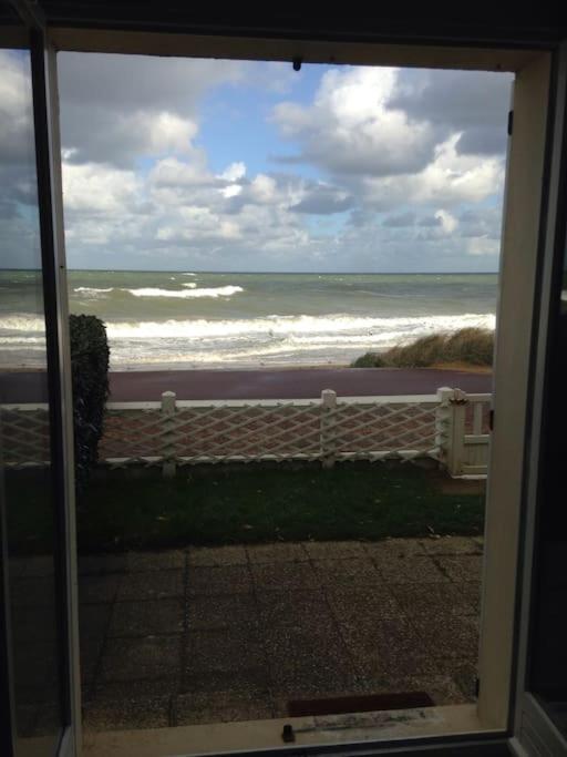 F2 et JARDINET FACE ET ACCES DIRECT MER