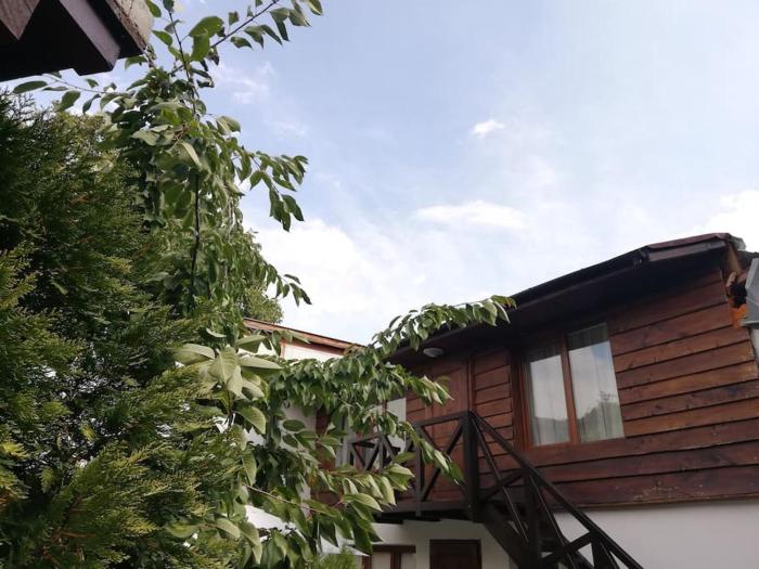 Студио в близост до църквата и центъра на града