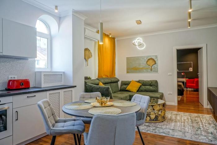 Chic 2BR Apartment - Ateneu - City Center