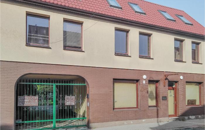 7 Bedroom Stunning Home In Nowe Warpno