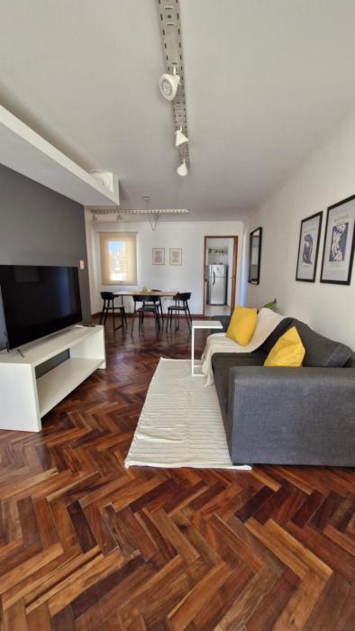 Bravo 6 - Luminoso y amplio depto cerca de todo!