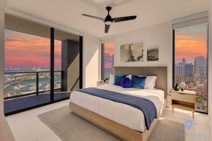 Apartment 3BR-3 BTH - Gym & Pool