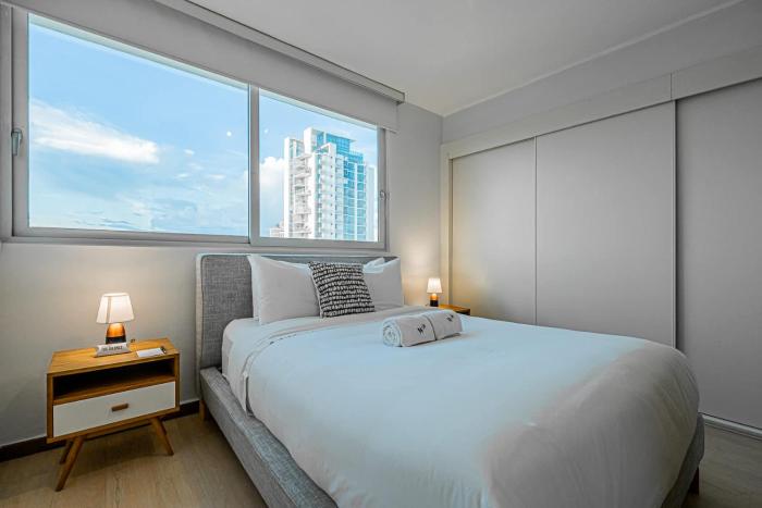 Prestigious 2BR in Coco del Mar