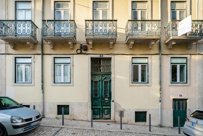 WHome Modern Luxury in Lisbons Historic Center