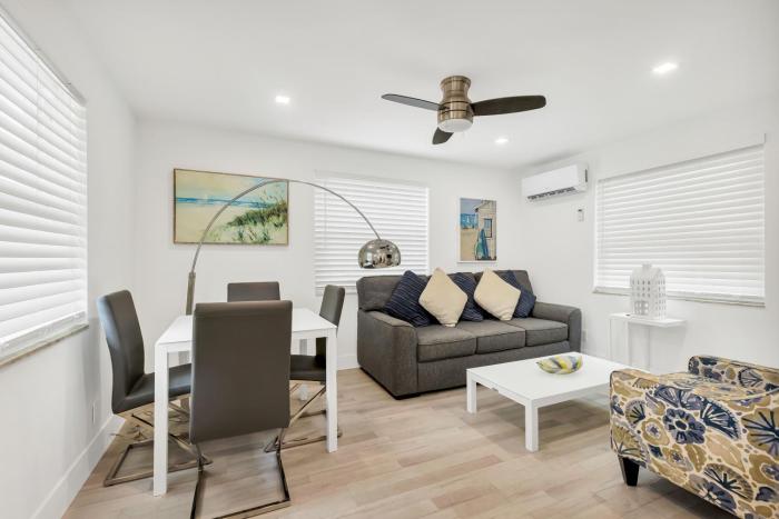 ULTRA spacious apartment steps from the beach