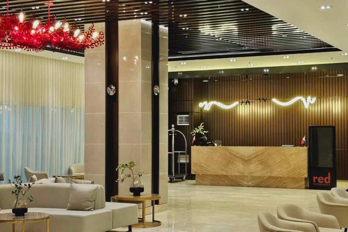 1BR self-contained CONDO in Makati with amenities!