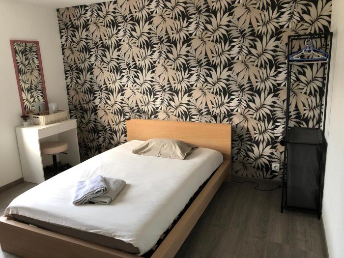 Grande chambre côté jardin