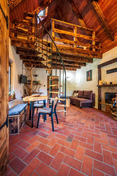 Domek w lesie DiABELSKi KOCiOŁEK