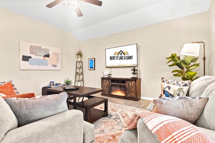 3BR Retreat Plush Beds High-Speed Wi-Fi