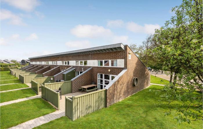 Nice Apartment In Hemmet With Sauna