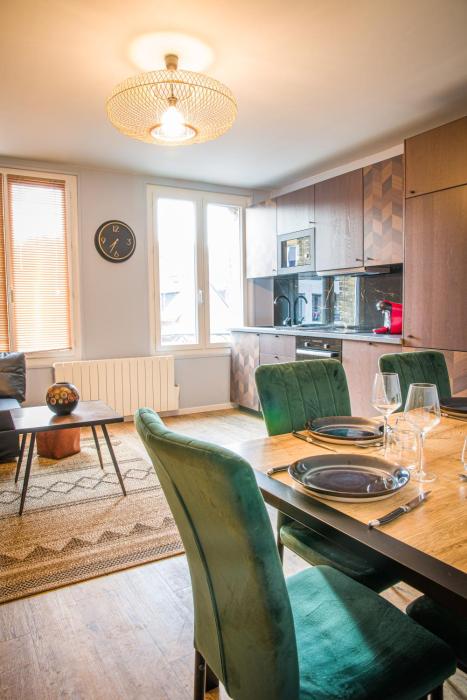 CENTRE VILLE, appartement 3 chambres, lumineux