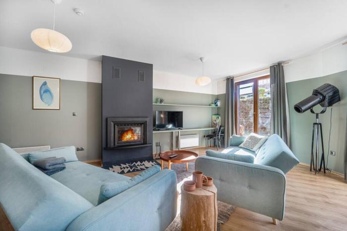 Host2U New Inn 2 BD, Fireplace, Free parking