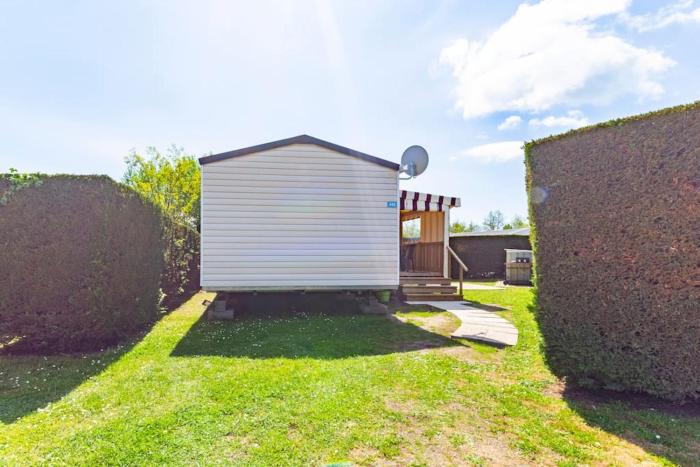 Mobilhome confortable, spacieux et lumineux dans camping