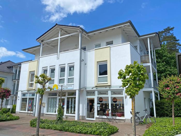 Villa Salus Whg 4 mit 2 Bädern & Balkon