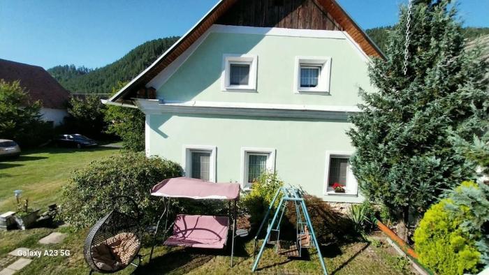 Zemianska Kúria Vachtár