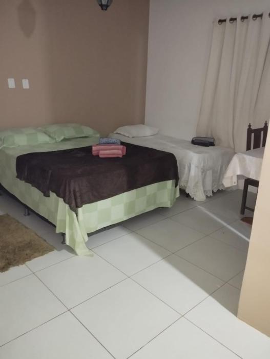 Quarto Triplo 700m praia 10 minutos aeroporto Salvador