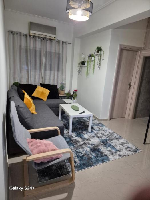 Lavender-Dalia cosy apartment center of Athens