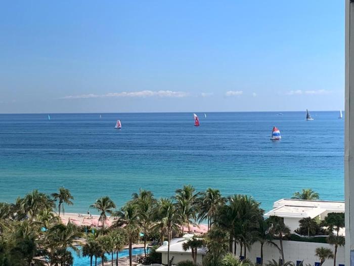 Miami Hollywood Great 2BD Condo 009-21mar