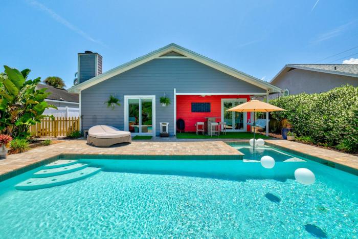 3 Bedroom Tropical Oasis in Jax Beach