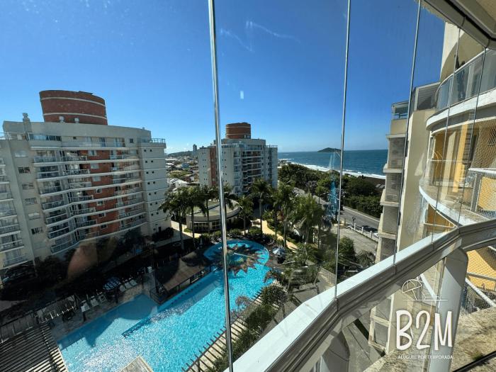 Vista mar, piscina com bar, Beto Carrero