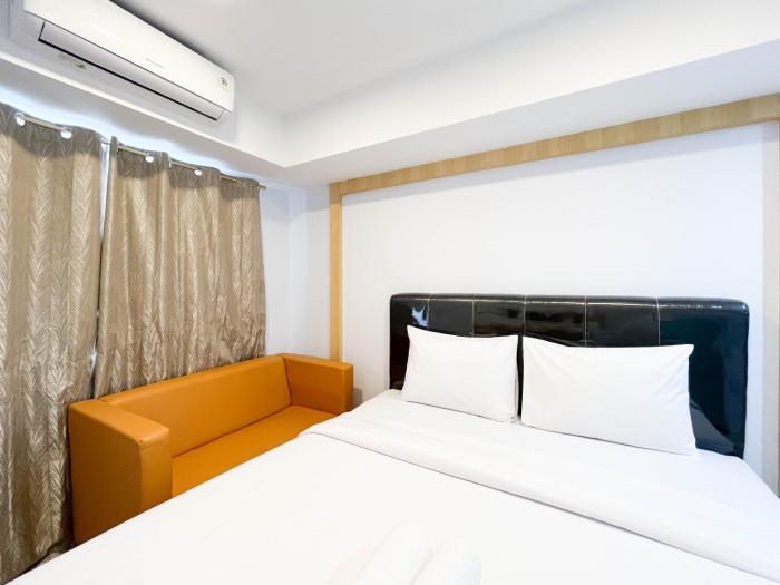 Modern Look Studio at De Prima Apartment By Travelio