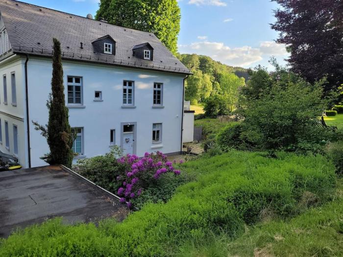 Ferienwohnung Landidyll, Whirlpool, Minipigs, Ponys, Familien