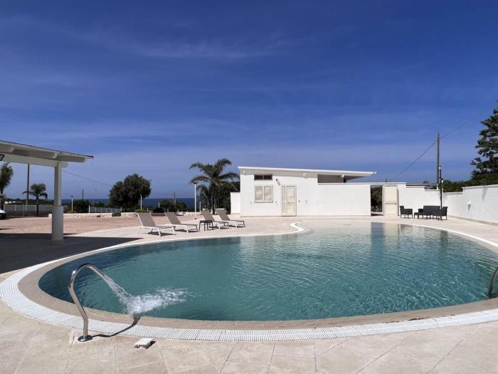 Villa Azzurra Seaview In Monopoli, Puglia