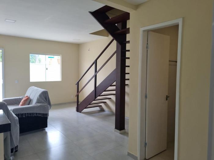 Casa nova em Tucuns com 03 quartos com ar próximo a praia