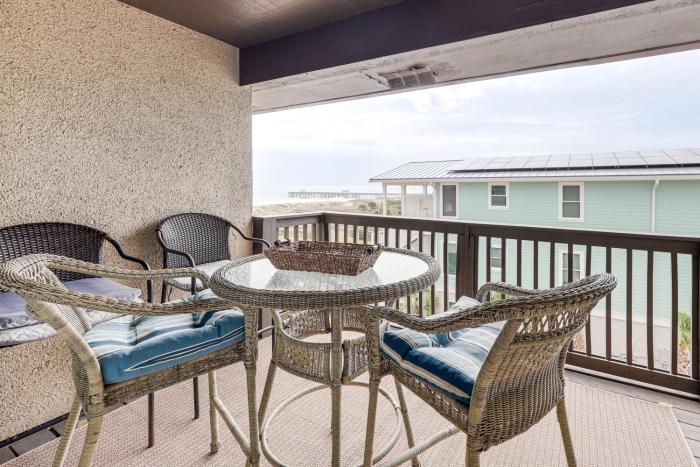 Waterfront Condo with Pool in Fernandina Beach!